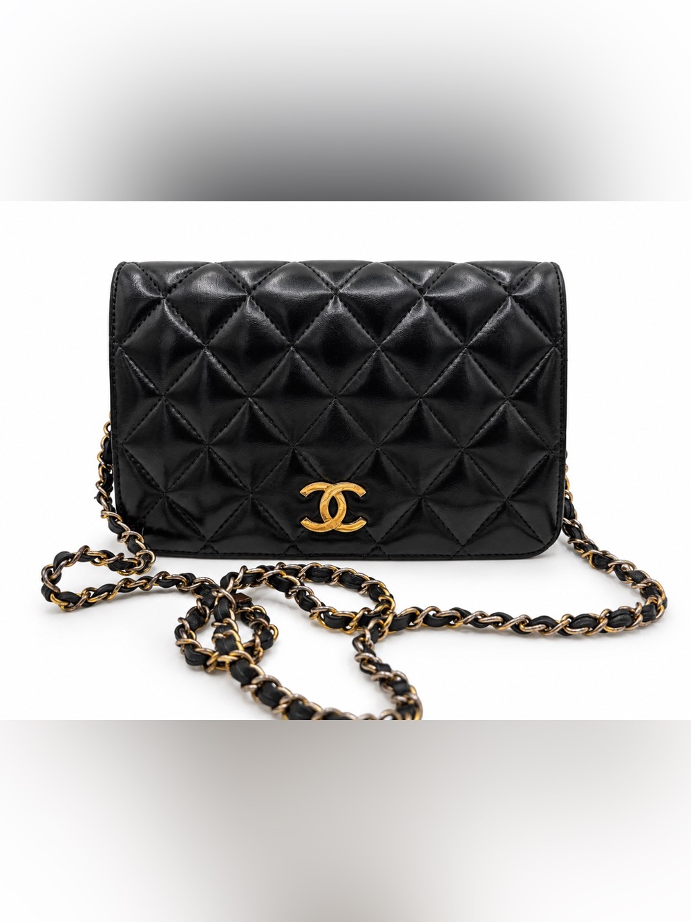 Vintage 1980s CHANEL Black Quilted Lambskin Single Flap with 24K Gold Hardware